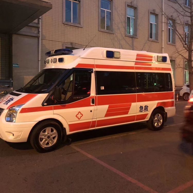 铜鼓夜间租赁救护车护送病人转院：安全转运的 8 大核心注意事项